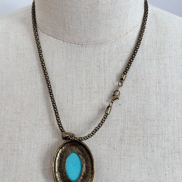 Vintage Turquoise Pendant Necklace - Picture 3 of 3